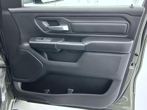 New 2026 RAM 1500 Express AWD/4WD image 16