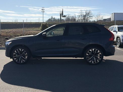 New 2026 Volvo XC60 T8 Ultra w/ Protection Package Premier image 4