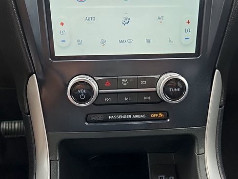 Certified 2023 Ford Edge SEL w/ Convenience Package AWD/4WD image 19