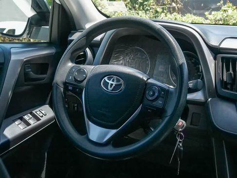 Used 2018 Toyota RAV4 LE w/ All Weather Liner Package FWD image 16