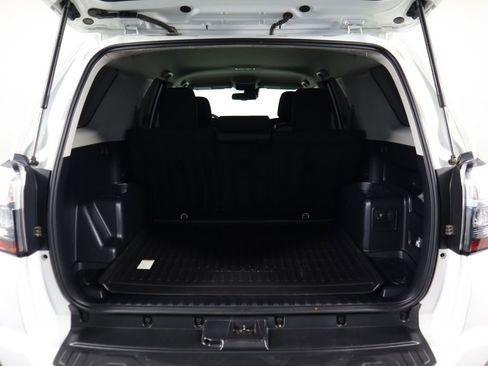 Used 2021 Toyota 4Runner TRD Off-Road image 29