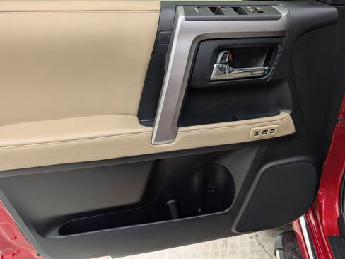 Used 2021 Toyota 4Runner Limited image 24