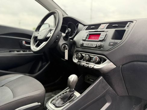 Used 2013 Kia Rio LX w/ PWR Pkg FWD image 40