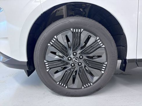 Used 2025 Nissan Murano Platinum w/ Cargo Package AWD/4WD image 10