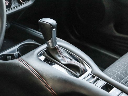 Certified 2025 Honda HR-V Sport image 23