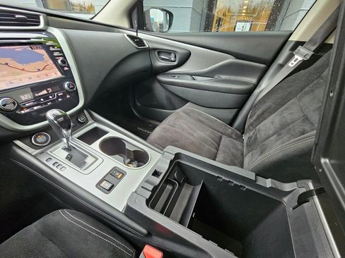 Used 2019 Nissan Murano SV image 38