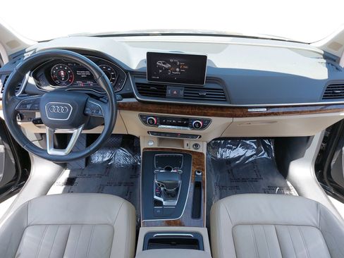 Used 2018 Audi Q5 Premium Plus w/ Premium Plus Package AWD/4WD image 9