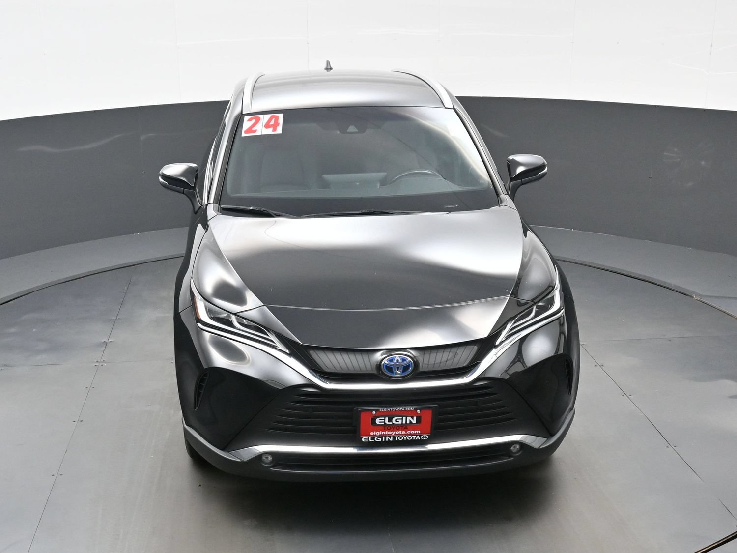 Used 2024 Toyota Venza XLE AWD/4WD image 36