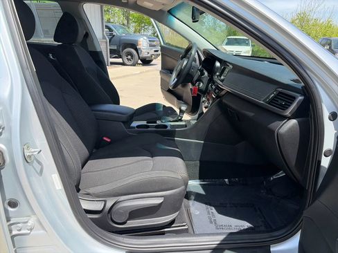 Used 2016 Kia Optima LX w/ LX Convenience Package FWD image 23