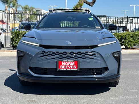 New 2026 Toyota Crown Signia Limited image 4