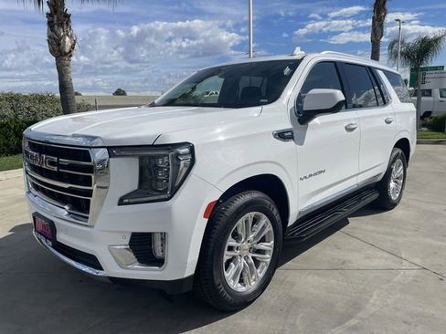 Used 2024 GMC Yukon SLT AWD/4WD image 4