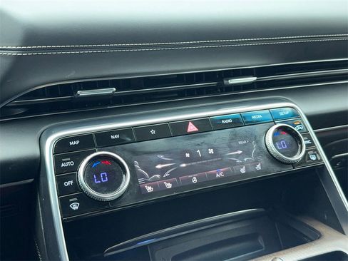 Used 2024 Genesis GV80 3.5T image 30