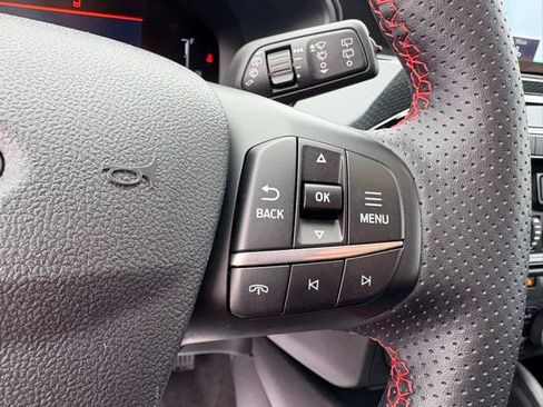 Used 2025 Ford Escape ST-Line Select AWD/4WD image 22