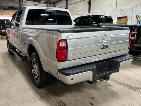 Used 2016 Ford F250 Platinum w/ Platinum Package image 7