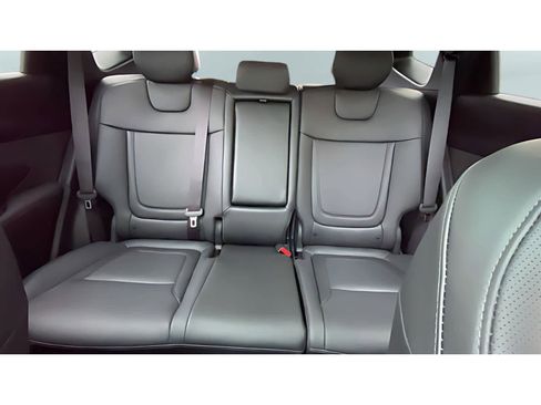 New 2026 Hyundai Tucson Limited image 14