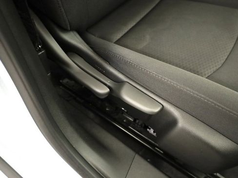 Used 2018 Chevrolet Malibu LT image 31