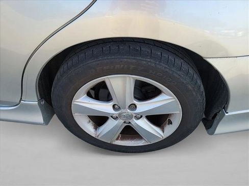 Used 2010 Toyota Camry SE image 12