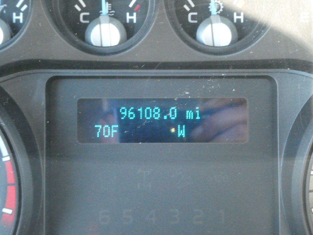 Used 2015 Ford F250 XL w/ Power Equipment Group AWD/4WD image 30