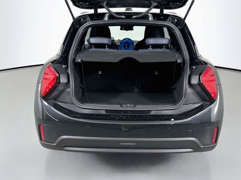 Used 2025 MINI Cooper 2-Door Hardtop FWD image 20