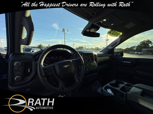 Used 2022 Chevrolet Silverado 1500 Custom image 13