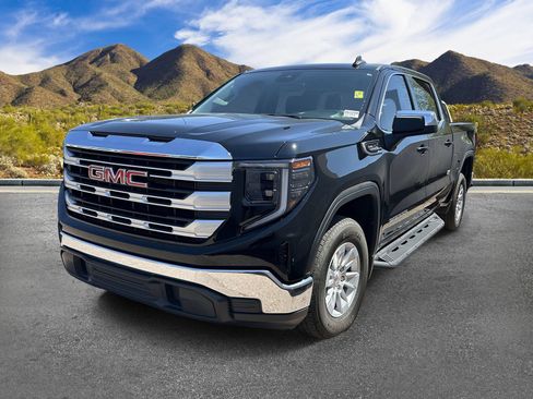 Used 2025 GMC Sierra 1500 SLE RWD image 13