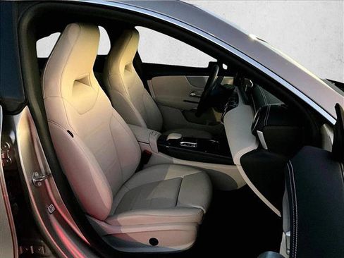 Used 2020 Mercedes-Benz CLA 250 CLA 250 image 9