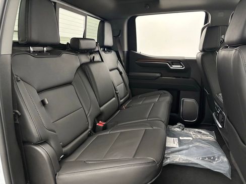 New 2026 GMC Sierra 1500 Denali w/ Denali Reserve Package image 40