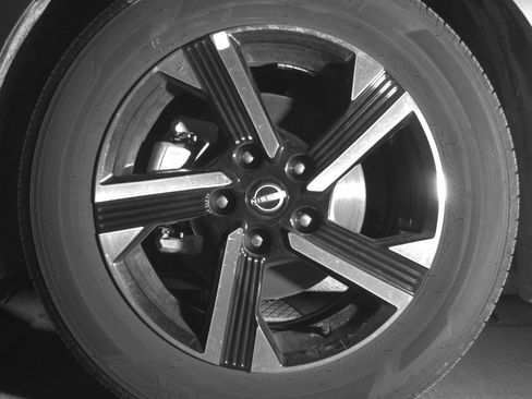 Used 2025 Nissan Sentra SV image 12