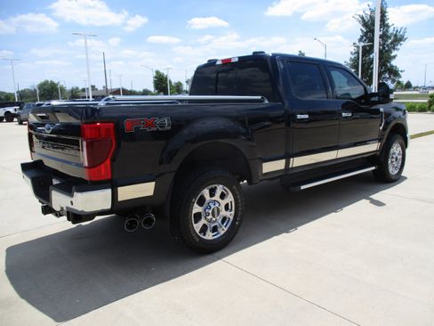Used 2022 Ford F250 Lariat w/ Lariat Ultimate Package AWD/4WD image 7