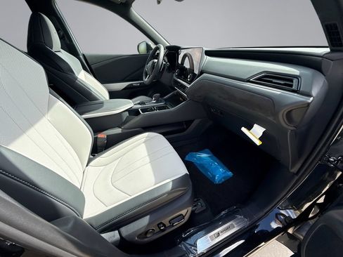 New 2026 Lexus TX 500h AWD w/ Technology Package image 15