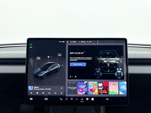 Used 2024 Tesla Model 3 Standard Range image 24