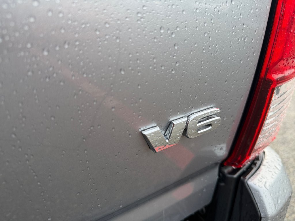 Used 2020 Toyota Tacoma SR AWD/4WD image 34
