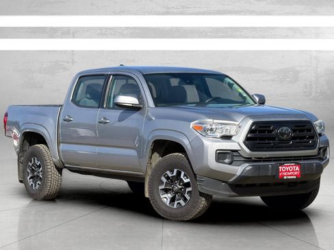 Used 2018 Toyota Tacoma SR w/ SR Convenience Package image 2