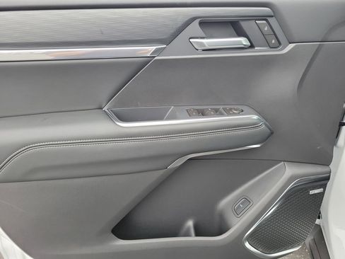 New 2026 GMC Acadia Elevation w/ Black Edition FWD image 10