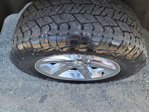Used 2016 RAM 1500 Express AWD/4WD image 25