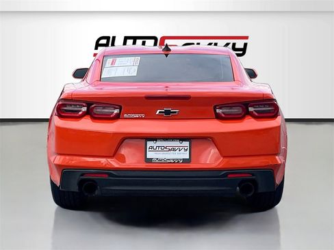 Used 2019 Chevrolet Camaro LT image 6