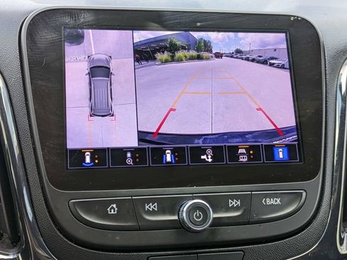 Used 2022 Chevrolet Equinox RS w/ RS Leather Package FWD image 24
