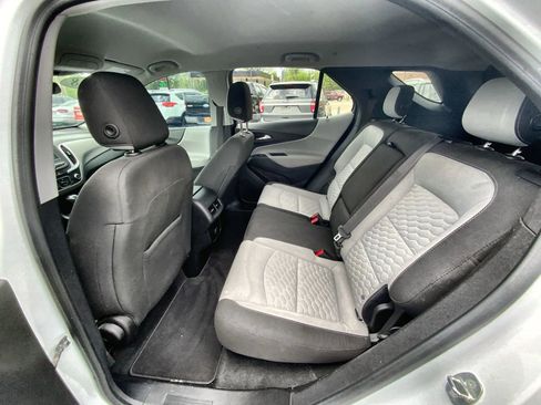 Used 2018 Chevrolet Equinox LS FWD image 23