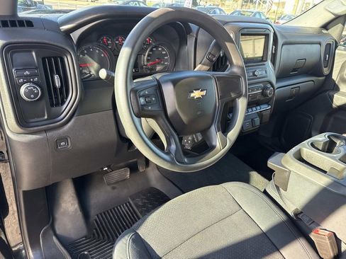 Certified 2019 Chevrolet Silverado 1500 Custom w/ Custom Value Package image 17