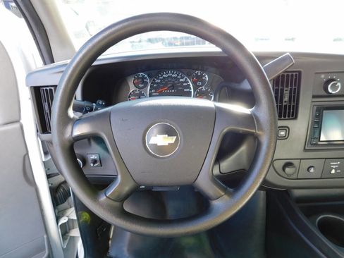Used 2014 Chevrolet Express 3500 image 11