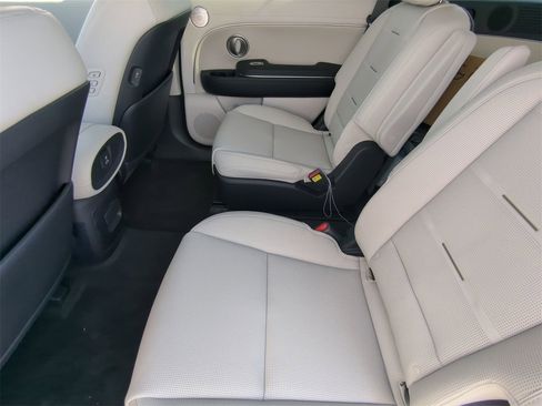 New 2026 Hyundai Palisade Calligraphy image 16