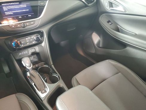 Used 2022 Buick Encore GX Preferred w/ Sport Touring Package image 15