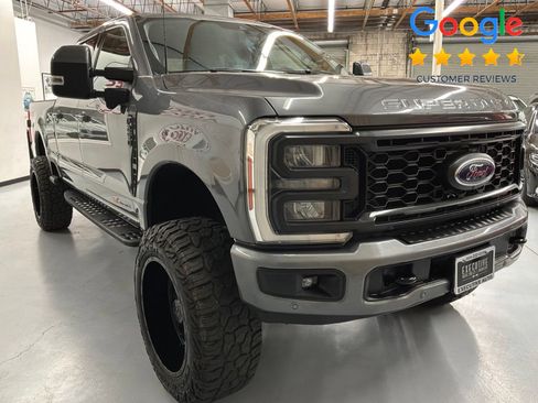 Used 2023 Ford F250 Lariat w/ Lariat Ultimate Package AWD/4WD image 3