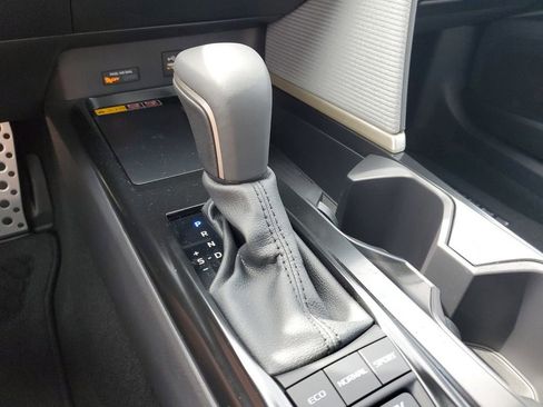 New 2025 Toyota Camry SE image 22