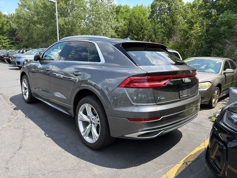 Used 2023 Audi Q8 Premium w/ Convenience Package AWD/4WD image 6