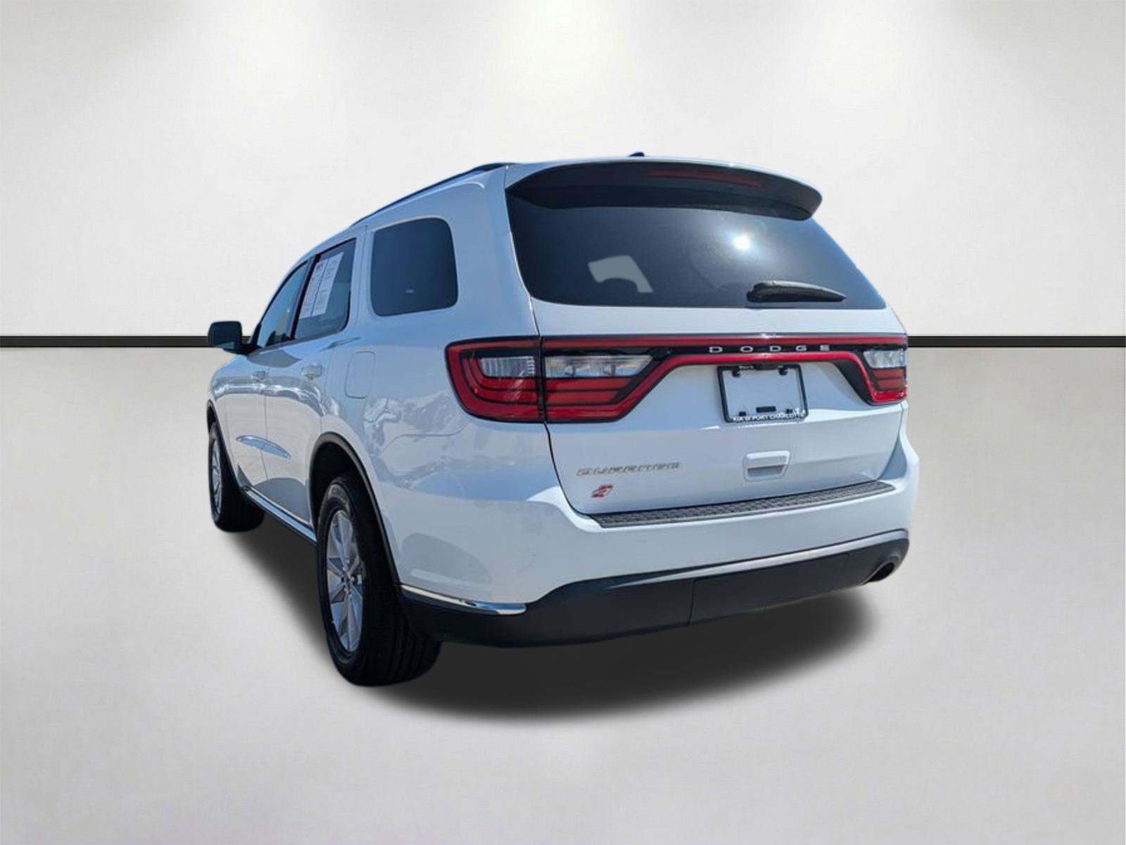 Used 2024 Dodge Durango SXT AWD/4WD image 6