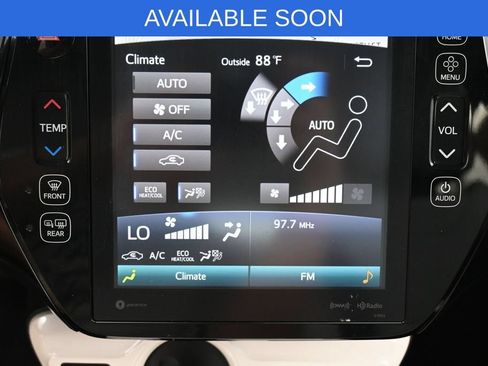 Used 2018 Toyota Prius Four w/ Advanced Technology Package FWD image 22