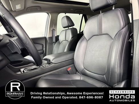 Certified 2023 Honda Pilot Touring image 20