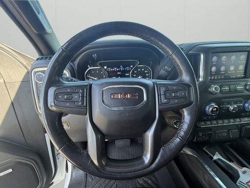 Used 2020 GMC Sierra 1500 AT4 w/ AT4 Premium Package AWD/4WD image 17