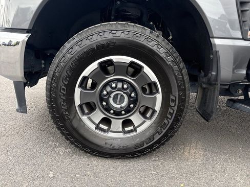 Used 2024 Ford F250 XLT image 25